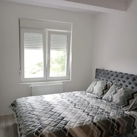 Nikolic Apartment *