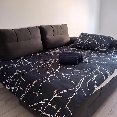Nikolic Apartment *